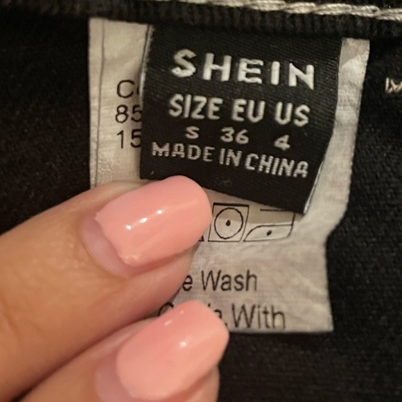 2/$15 Shein High Waisted Black Cargo Pants - Picture 3 of 3